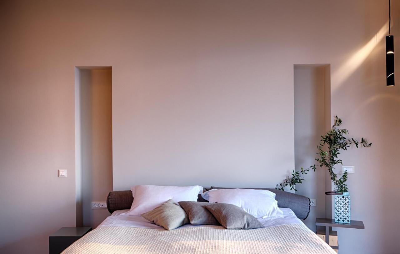 Euphoria Suites Avia Екстер'єр фото